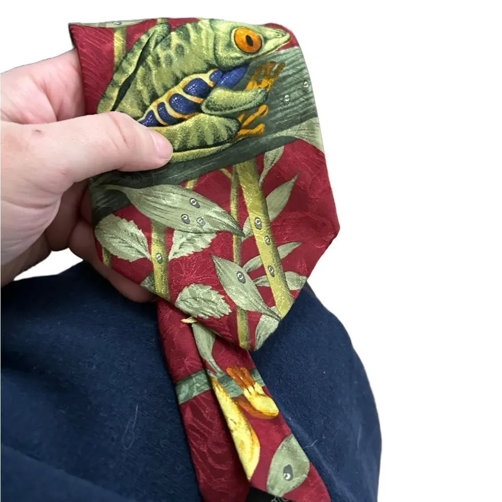 Vintage Tree Frog Silk Neck Tie